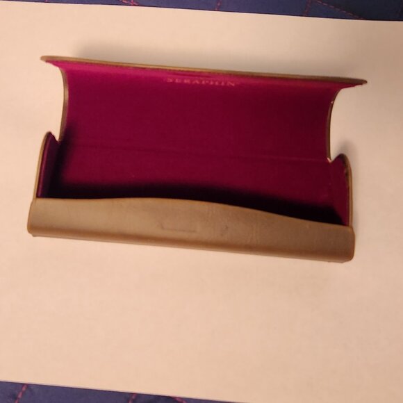 2/$20 SALE! Seraphin glasses case - Picture 6 of 12